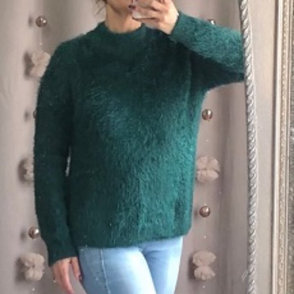 Super soft emerald green fuzzy sweater - Picture 2 of 3